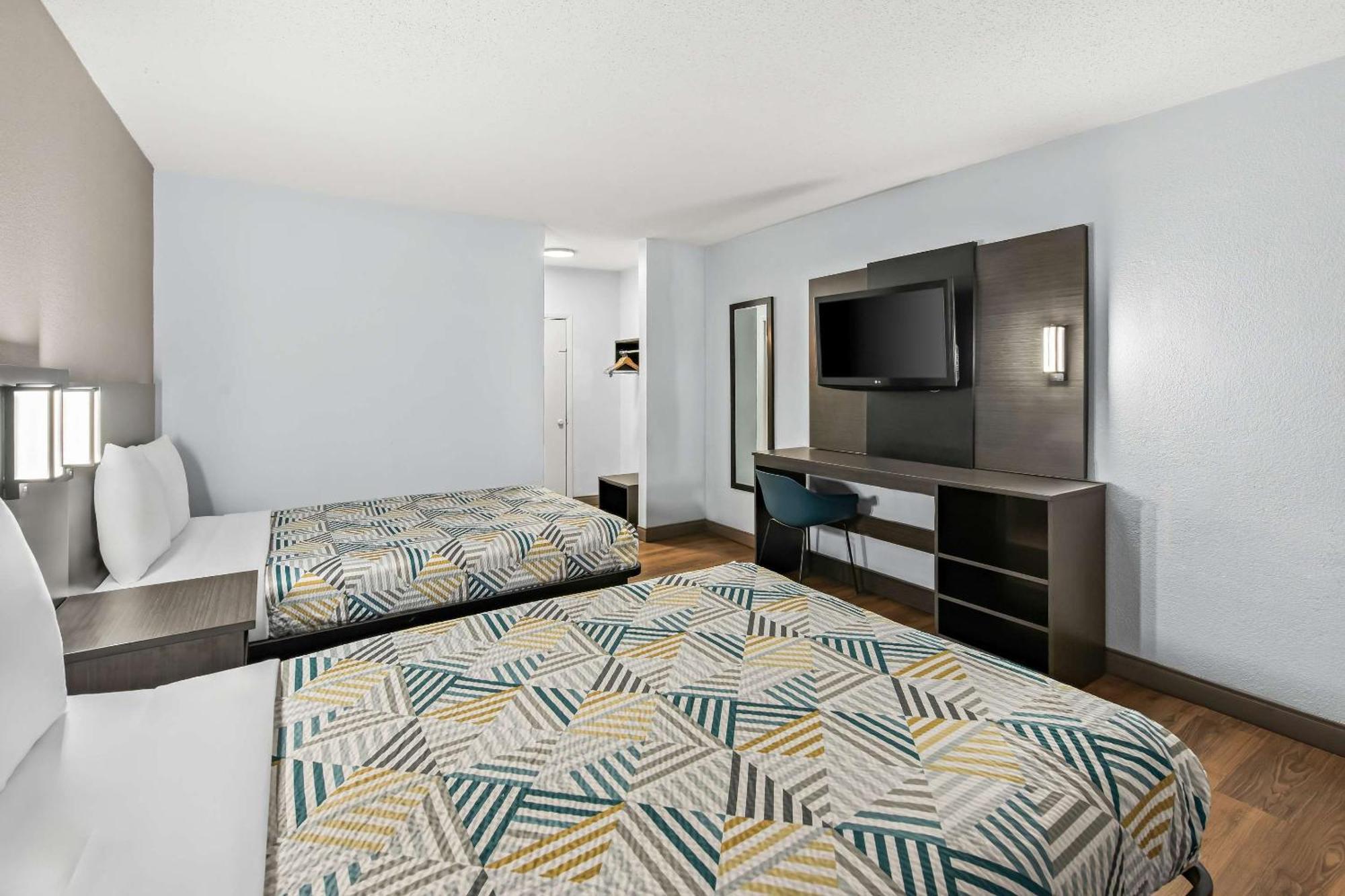Motel 6 Lester - Philadelphia Airport Экстерьер фото