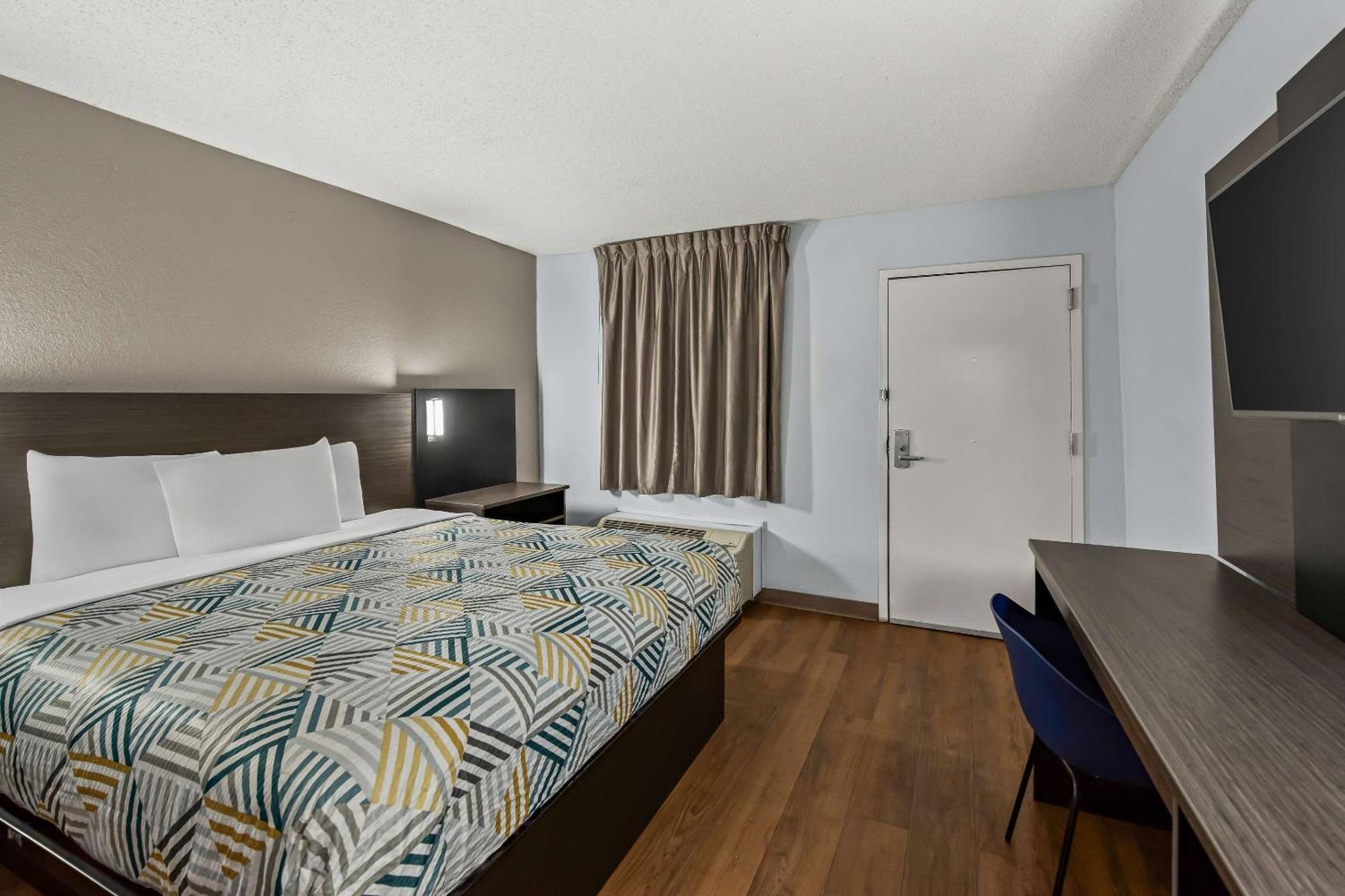 Motel 6 Lester - Philadelphia Airport Экстерьер фото