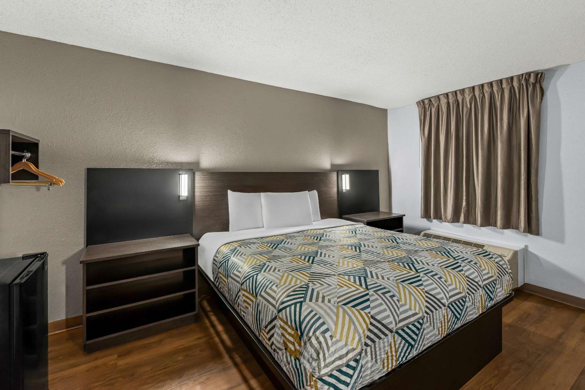 Motel 6 Lester - Philadelphia Airport Экстерьер фото
