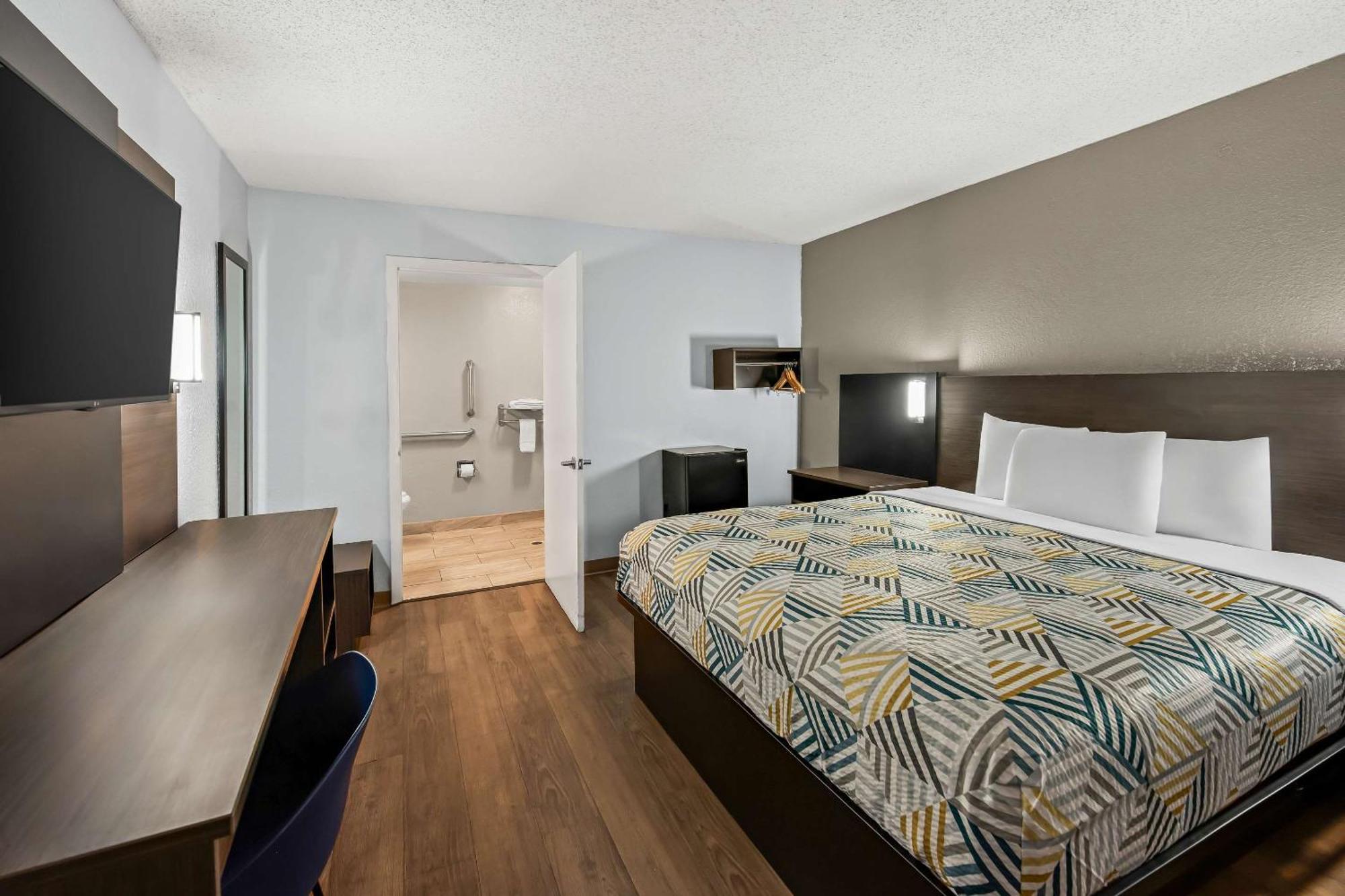 Motel 6 Lester - Philadelphia Airport Экстерьер фото